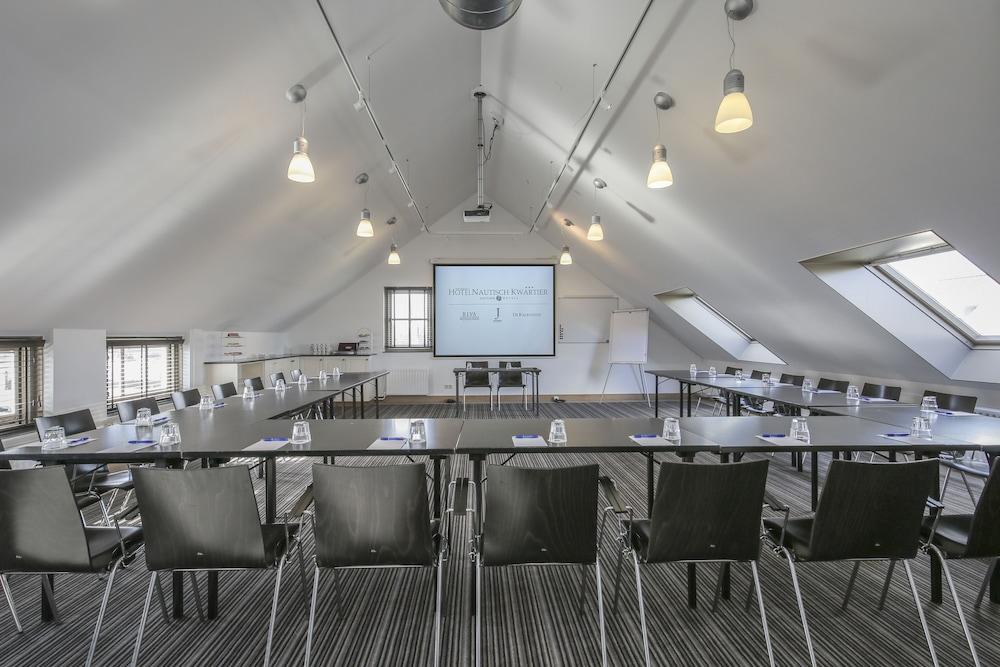 Fletcher - Restaurant Nautisch Kwartier Hotel Huizen