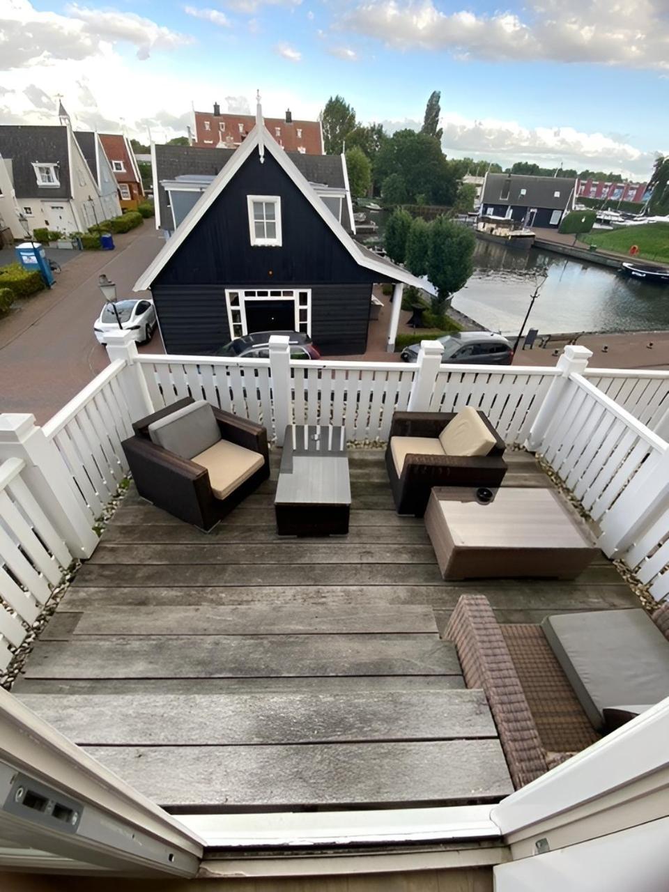 Fletcher - Restaurant Nautisch Kwartier 4* Huizen